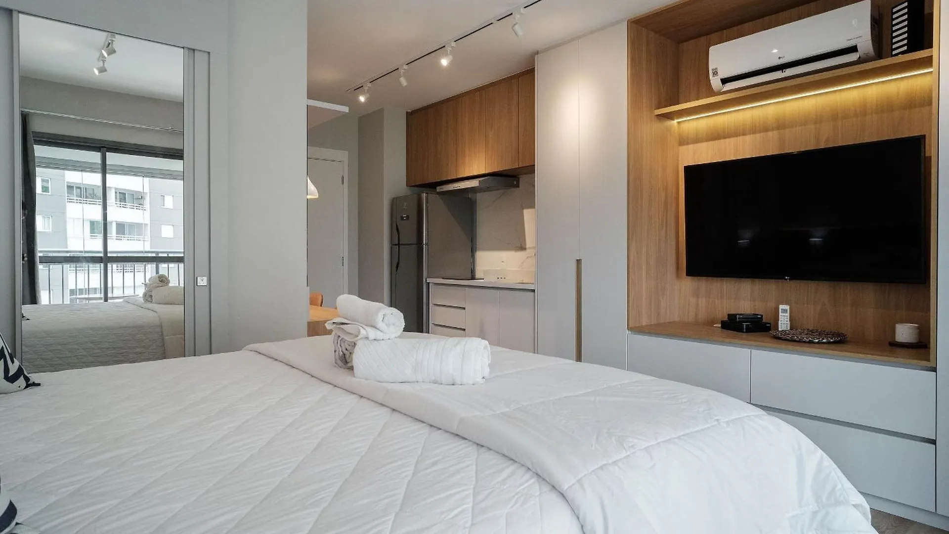 Yume Vitrali Studios Sao Paulo Apartment
